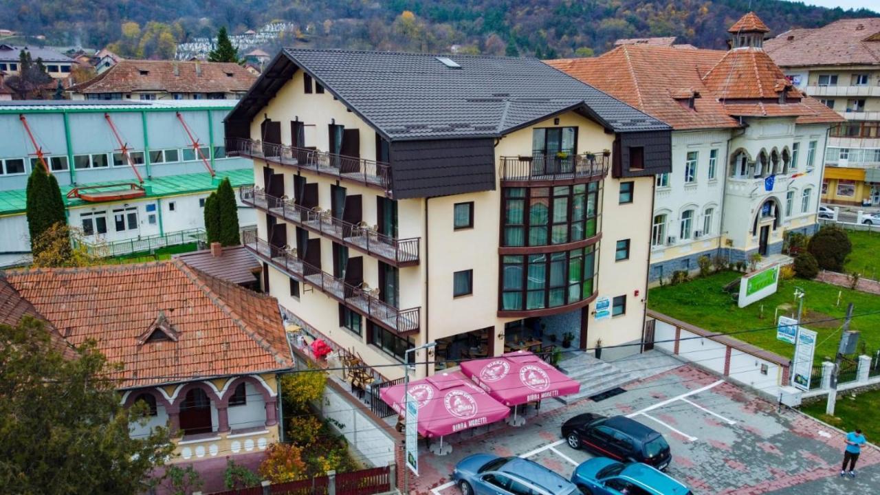 Pensiunea El Ryo Calimanesti Exterior foto
